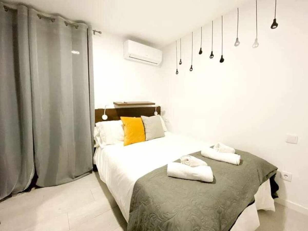 Apartment In Alicante Downtown/El Postiguet Beach Екстер'єр фото