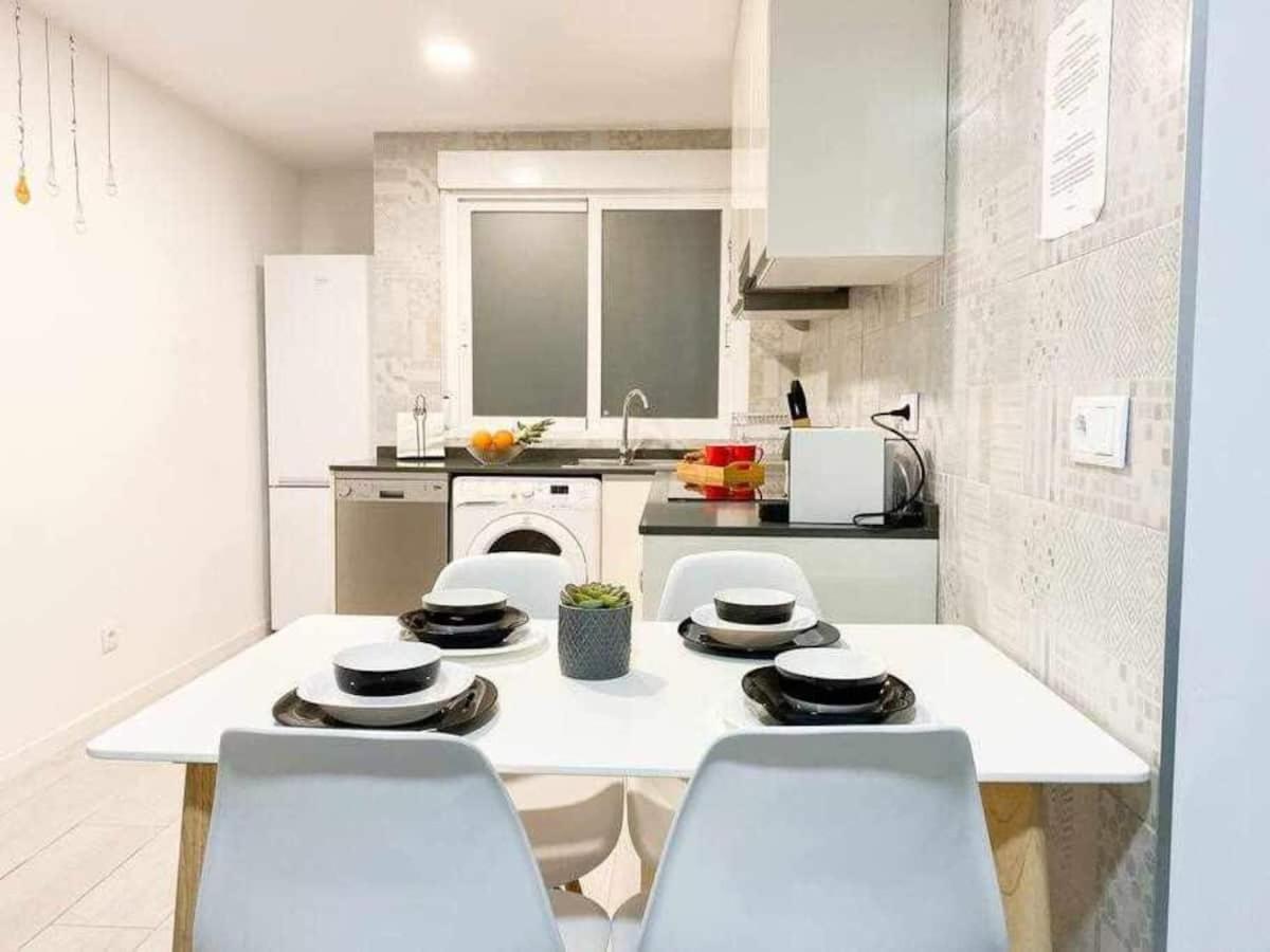 Apartment In Alicante Downtown/El Postiguet Beach Екстер'єр фото